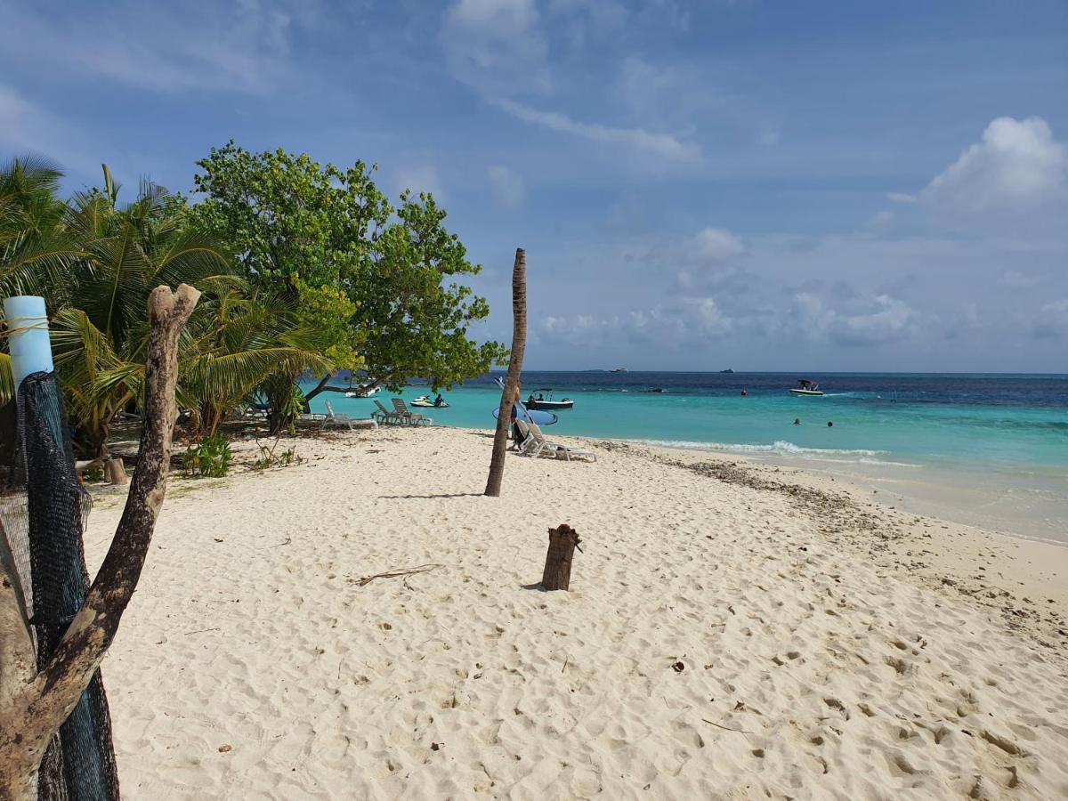 Hotel Orimas Retreat à Thulusdhoo Extérieur photo
